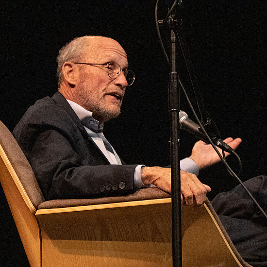 Veteran journalist Adam Nagourney '77 (Economics) returned to Purchase for the Durst Lecture Series, moderated by Ross Daly, Associate Pr...